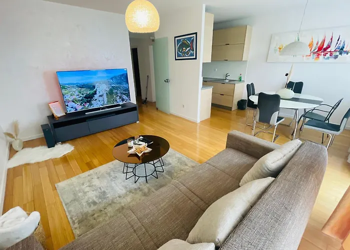 Kates Place Split Centar